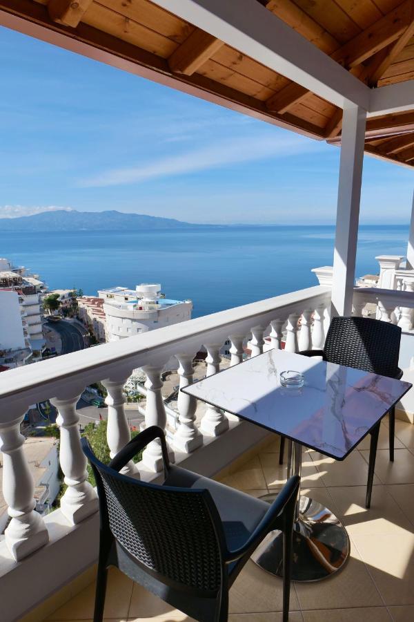 Osmani Rooms Саранде Екстериор снимка