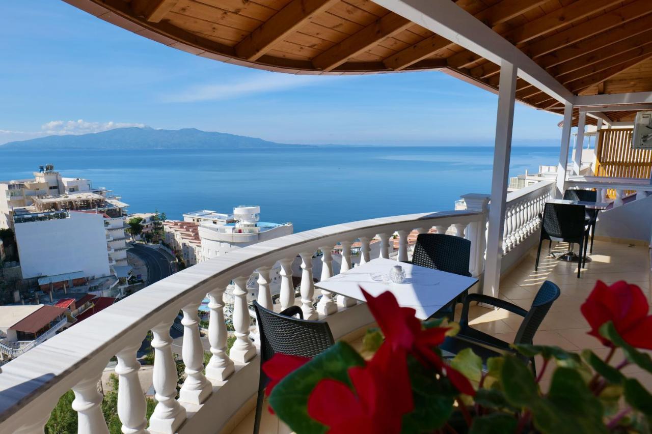 Osmani Rooms Саранде Екстериор снимка