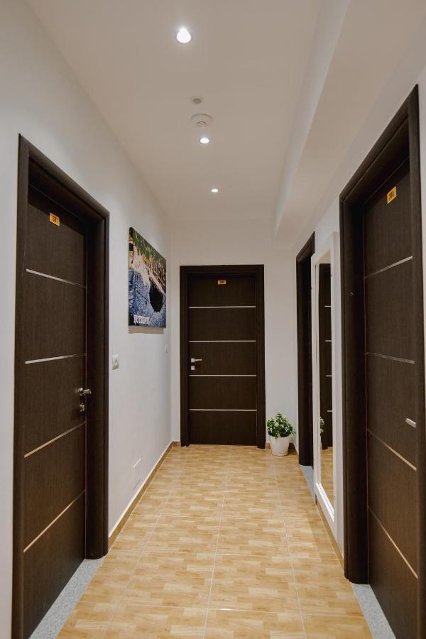 Osmani Rooms Саранде Екстериор снимка