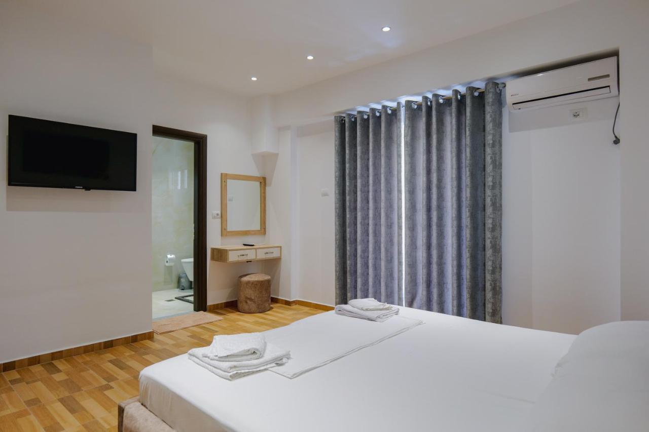 Osmani Rooms Саранде Екстериор снимка