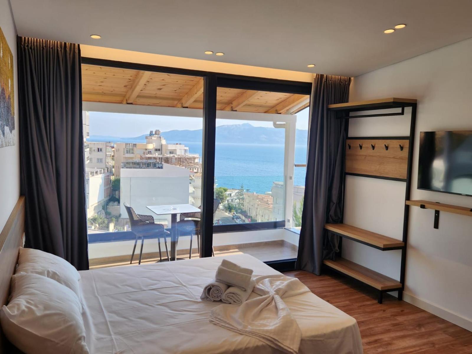 Osmani Rooms Саранде Екстериор снимка